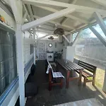 Sea Caravan/camper On The * كيتن