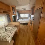 Sea Caravan/camper On The مكان تخييم *