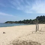 مكان تخييم Sea Caravan/camper On The