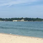 Sea Caravan/camper On The مكان تخييم *