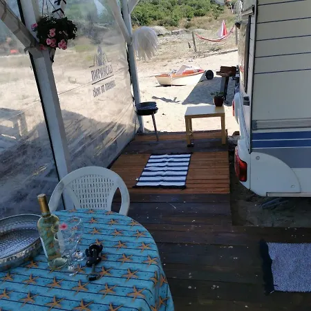 مكان تخييم Sea Caravan/camper On The