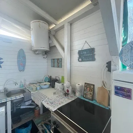 Sea Caravan/camper On The Camping Kiten (Burgas)