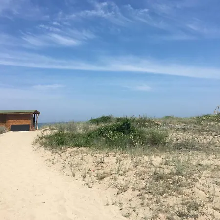 Sea Caravan/camper On The Kiten (Burgas)